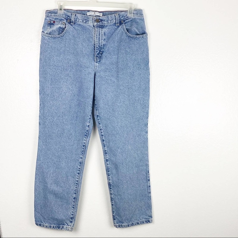 TOMMY HILFIGER Vintage Medium Wash High Rise Mom Jeans, Size 14 Casual Neutral
